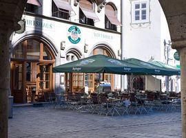 Aussenbereich_Wirtshaus_Ayinger.jpg